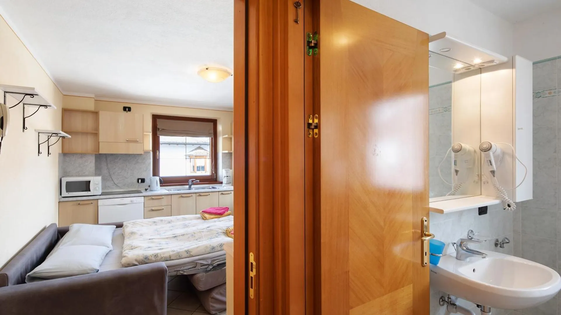 Casa Natale By Alpenwhite Apartment Livigno 0*,  Italy